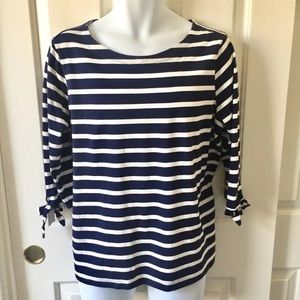 Old Navy Nautical Blue & White Stripped Top XL